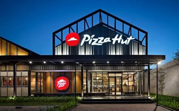 Pizza Hut restaurant in Jakarta